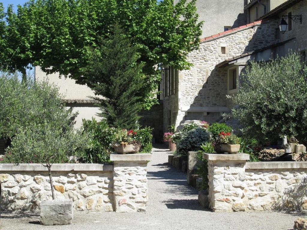 Le Mas Vieux Graveson Exterior photo