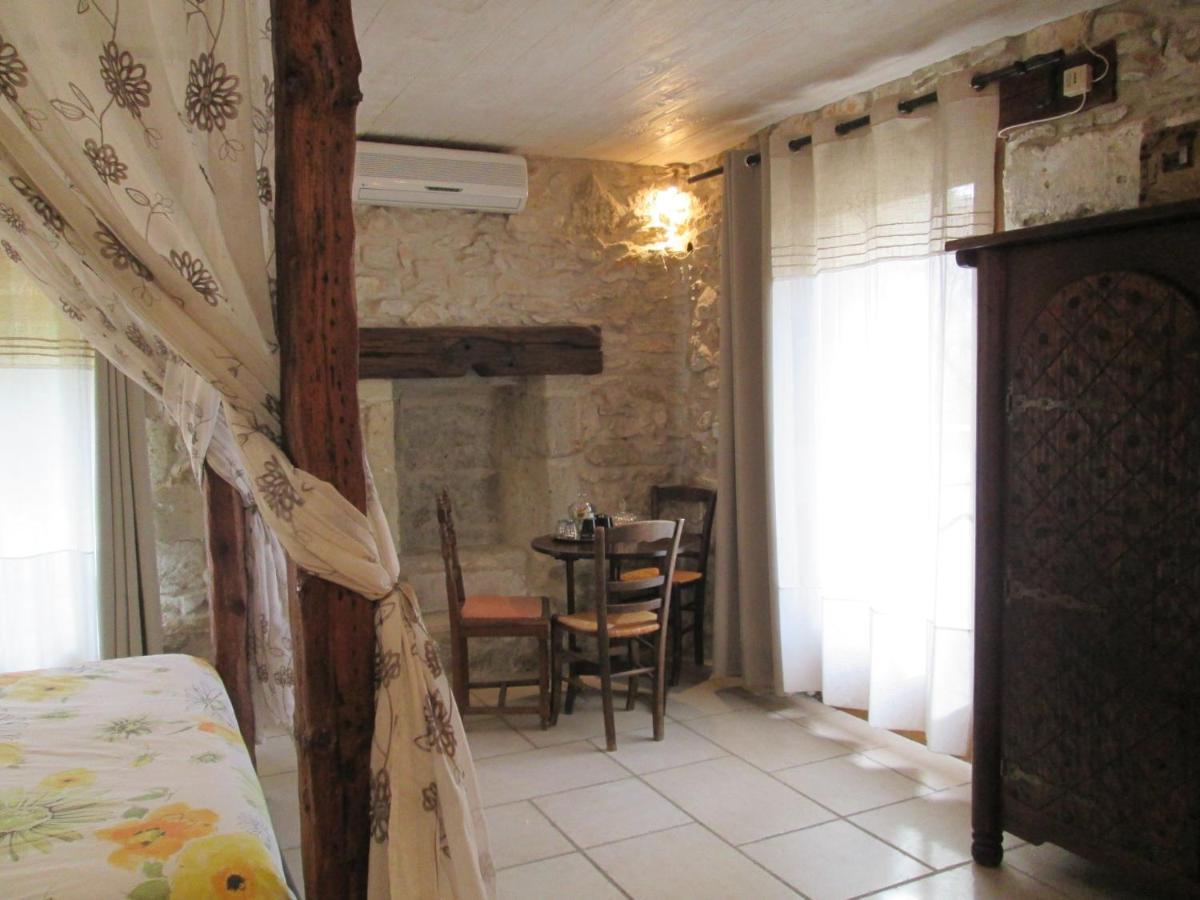Le Mas Vieux Graveson Exterior photo